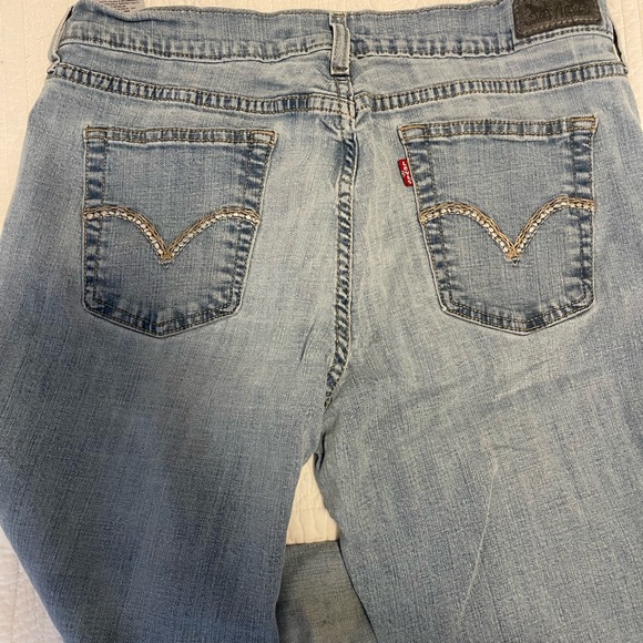Levi's Denim - Levi's Women's Light Blue Straight Leg Jeans